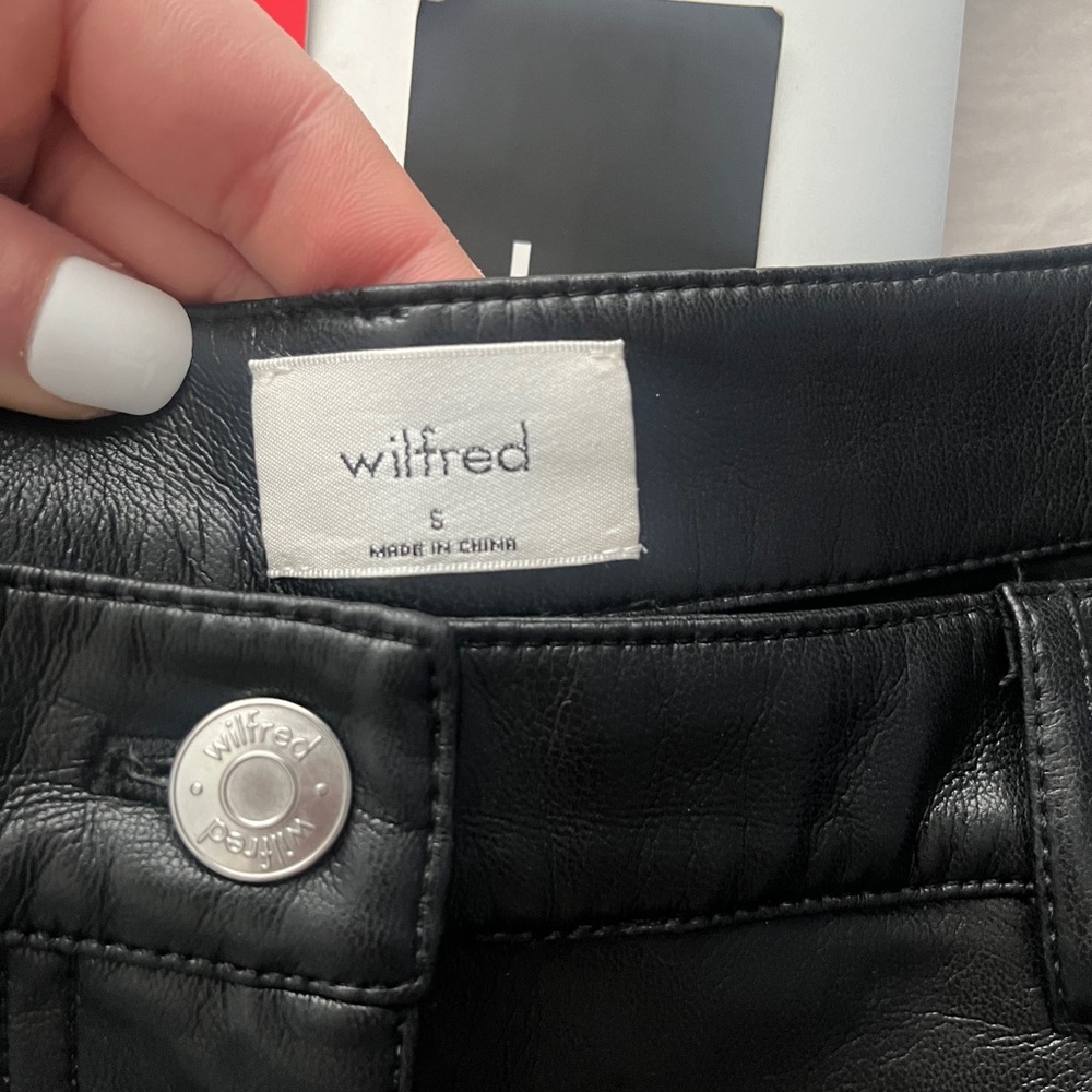 Aritzia Wilfred Melina pants